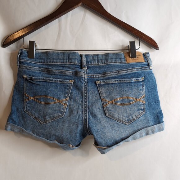 Abercombie & Fitch Women's Denim Shorts Medium Wash, Size 2 (US 26) - Picture 2 of 6